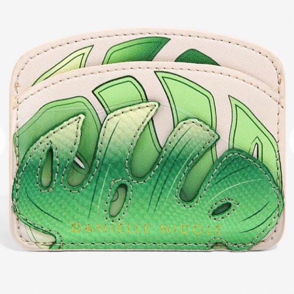 DANIELLE NICOLE DISNEY MOANA Monstera CARDHOLDER! - Picture 2 of 9